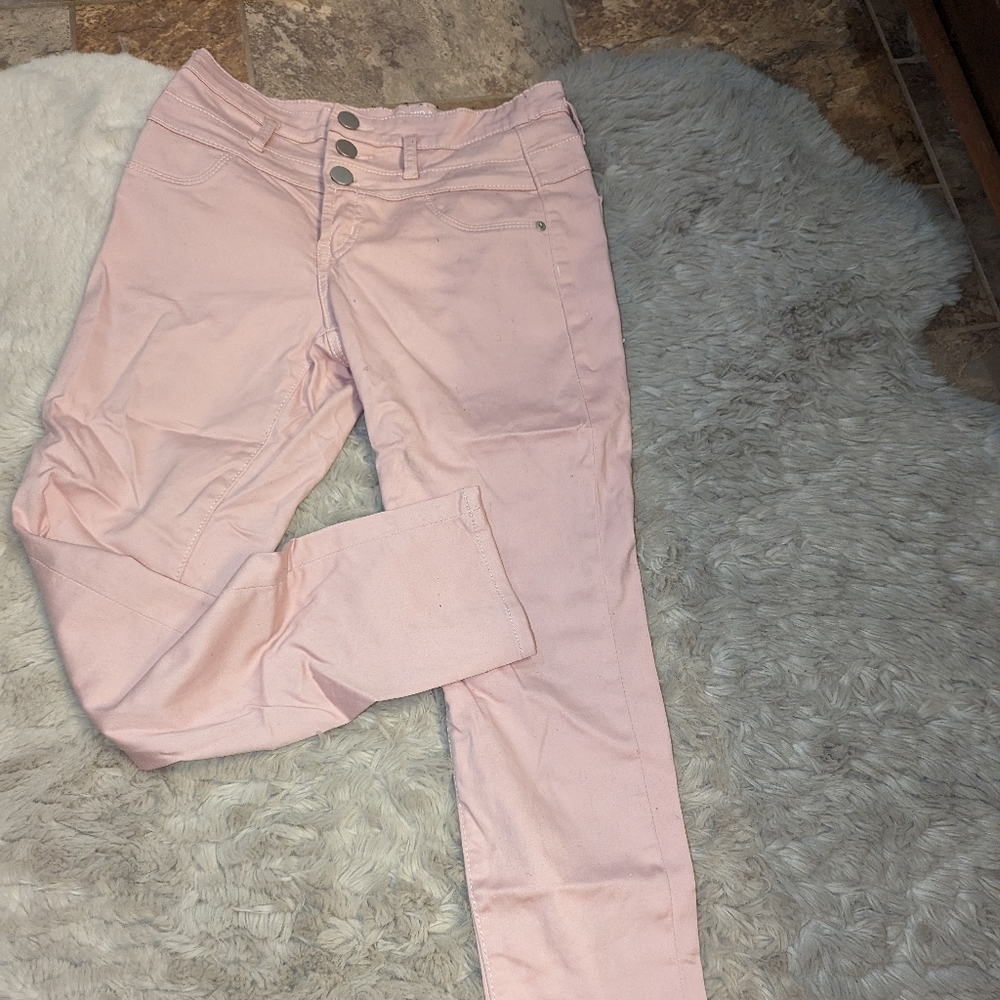 Skinny pink jeans